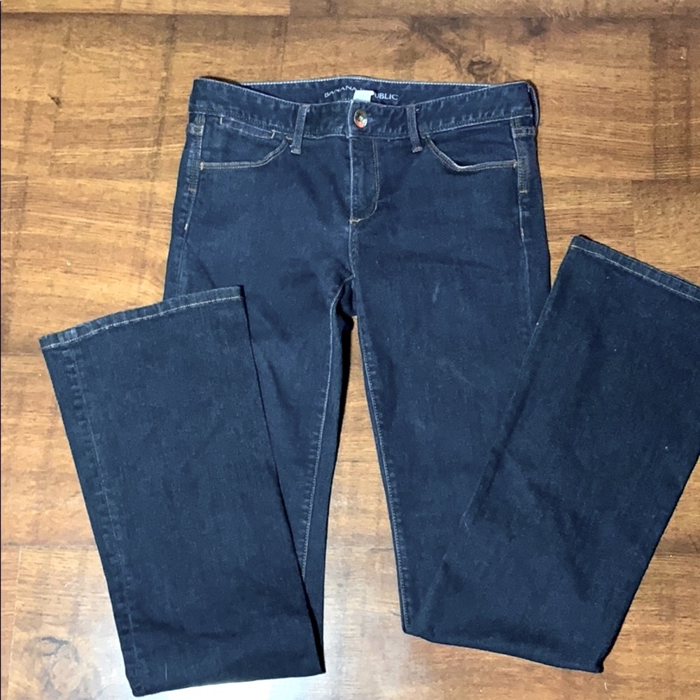 Banana Republic Dark Blue Basic Stretch Jean.